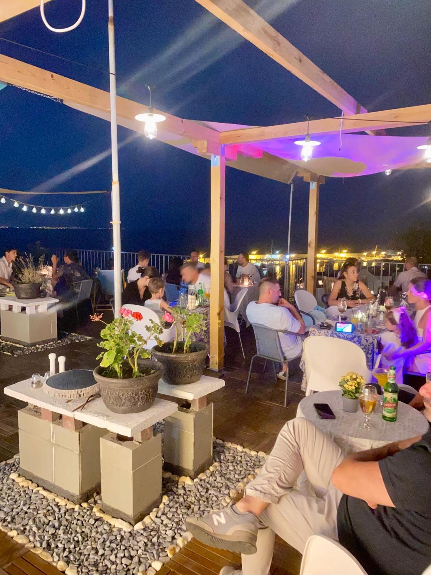 מלון צ'רנומורץ Sunset Art Beach Front מראה חיצוני תמונה